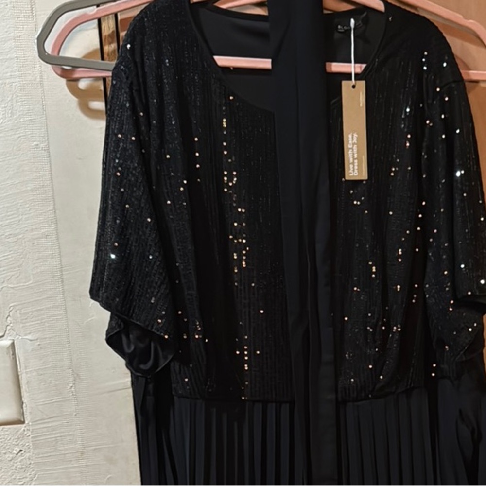 BloomChic Black Sequin Midi Dress